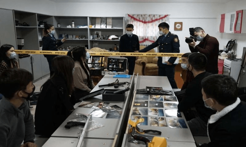 Онлайн-занятия для студентов-юристов проводят жамбылские полицейские