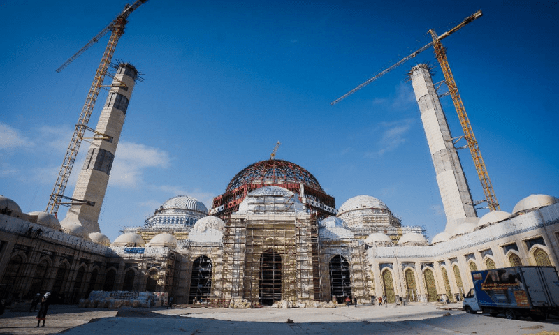 Строительство крупнейшей мечети ведется в Нур-Султане