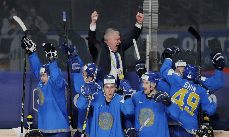 Сборная Казахстана одержала победу над командой Германии в матче  чемпионата мира по хоккею 2021