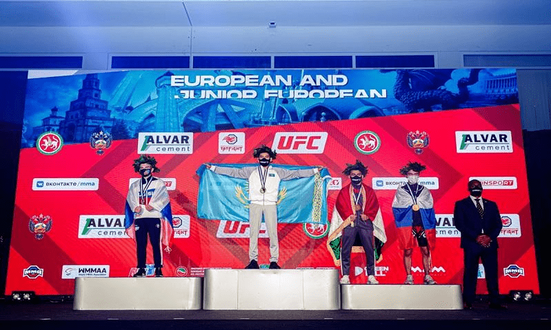 Казахстан завоевал золото на первенстве Европы по ММА