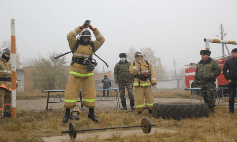 Состязания по пожарному кроссфиту прошел в Шемонаихинском районе