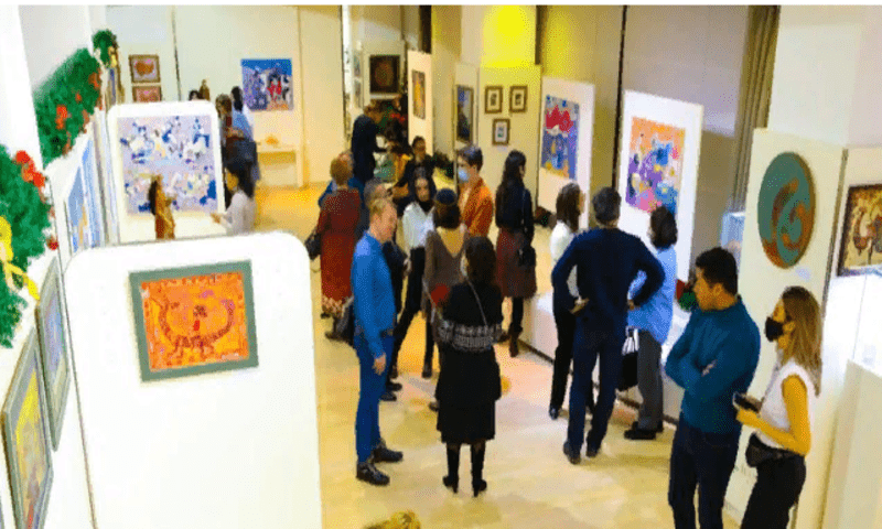 Галерея искусств «HAS SANAT» открыла вернисаж «Новогодняя ярмарка»
