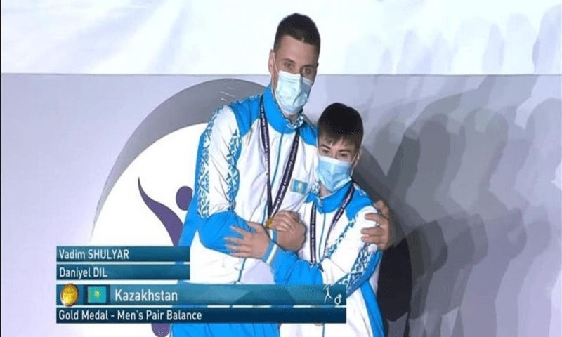 Карагандинские акробаты стали чемпионами мира