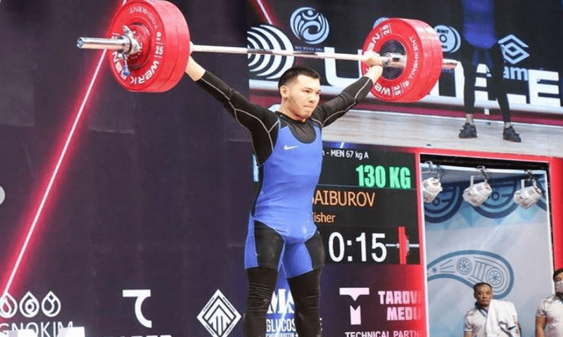 Казахстанский спортсмен стал чемпионом Азии по тяжёлой атлетике