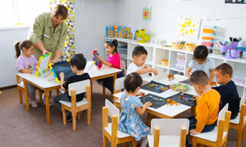 В Казахстане обновляются воспитательные программы детских садов