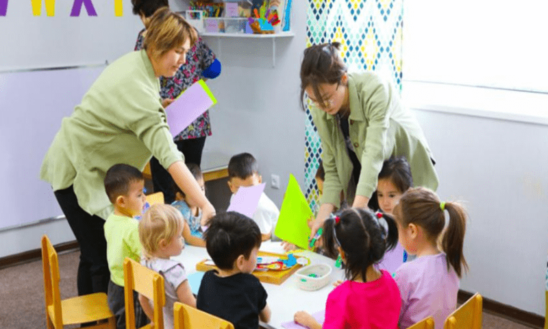 В Казахстане внедрят новую систему аттестации воспитателей детских садов