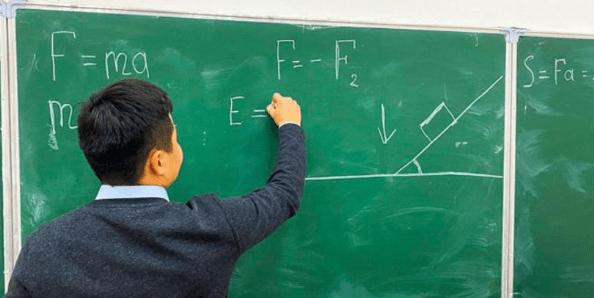 Казахстанским педагогам упростят процедуру прохождения аттестации